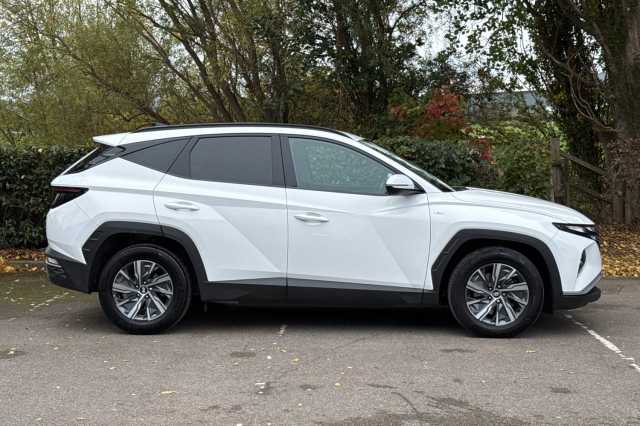 Hyundai TUCSON 1.6 TGDi 48V MHD SE Connect 5dr 2WD DCT 