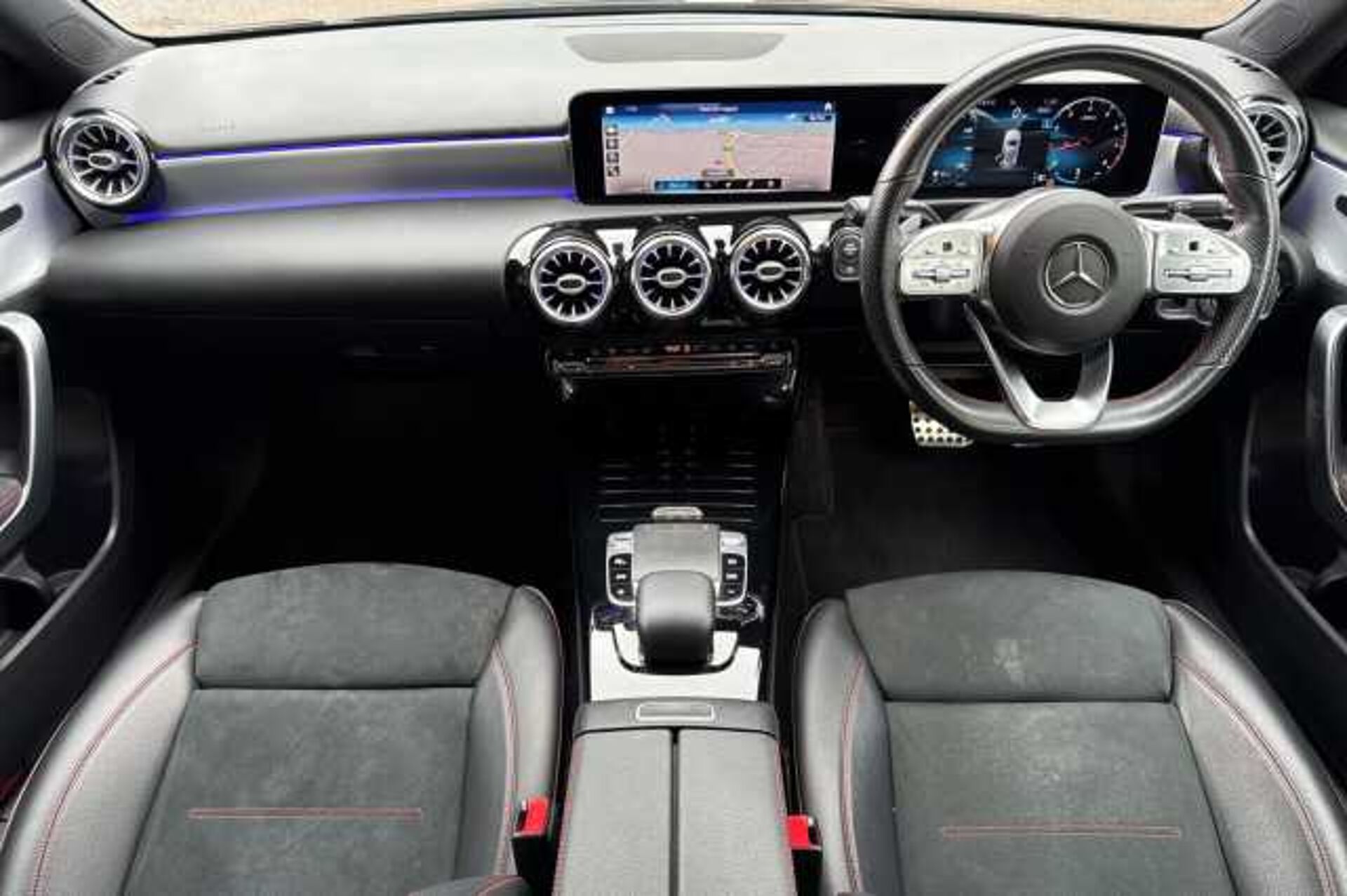 Mercedes-Benz A 200 A200 AMG Line Premium 5dr Auto 
