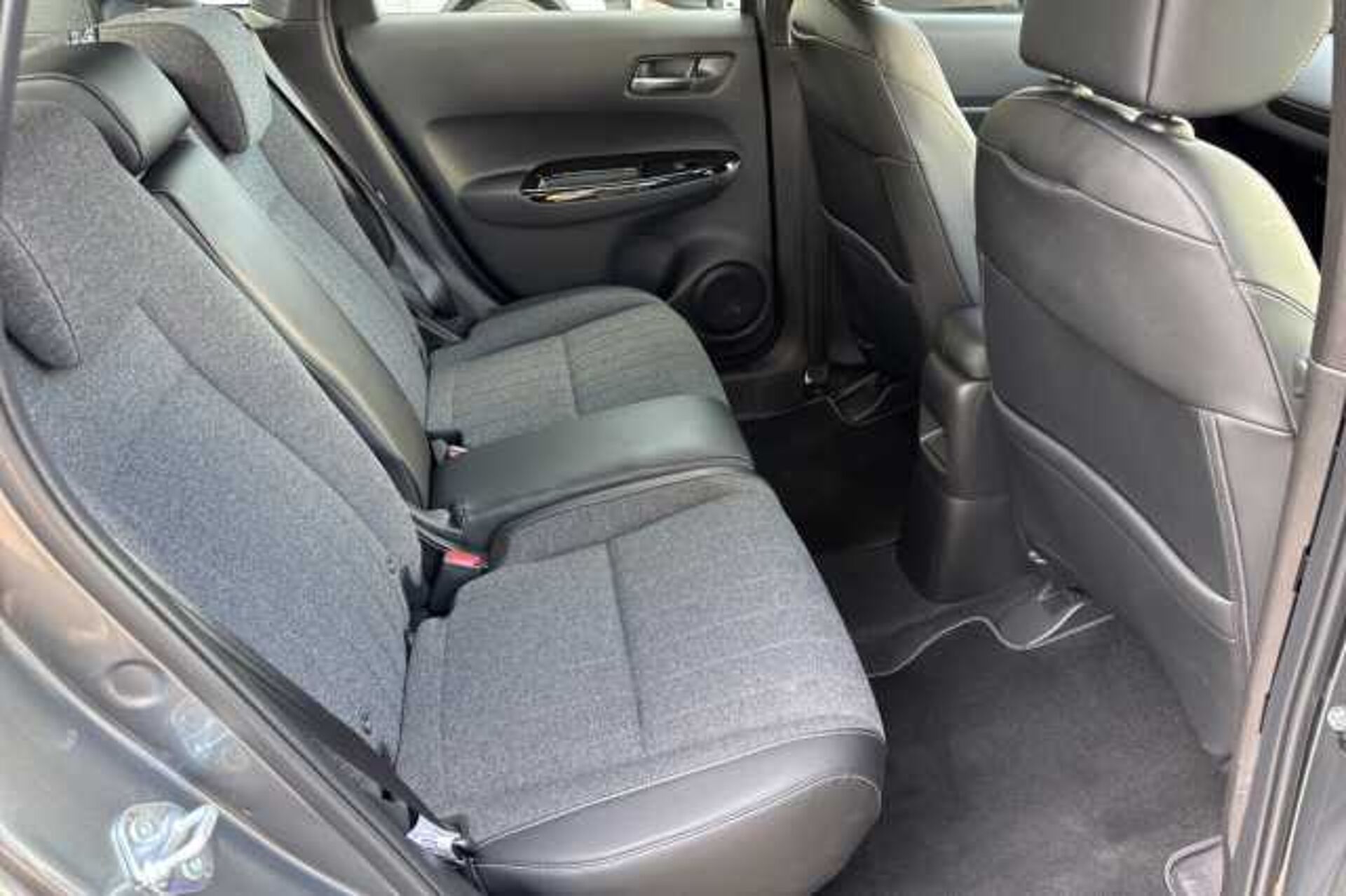 Honda Jazz Hybrid 1.5 i-MMD Hybrid SR 5dr eCVT 