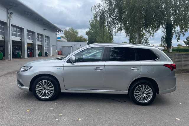 Mitsubishi Outlander 2.4 PHEV Dynamic 5dr Auto 