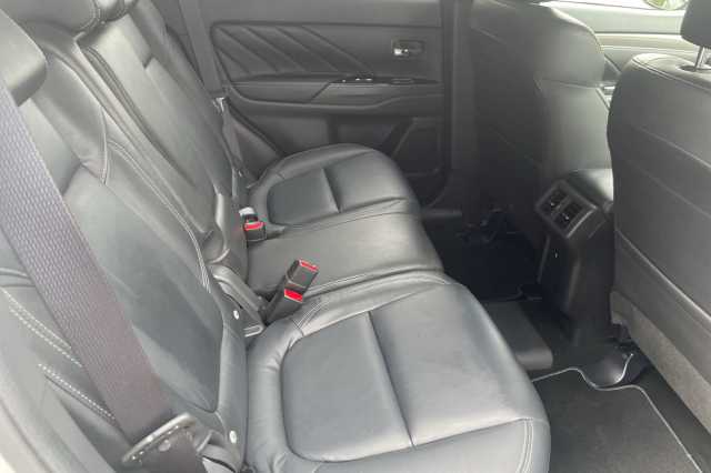 Mitsubishi Outlander 2.4 PHEV Dynamic 5dr Auto 
