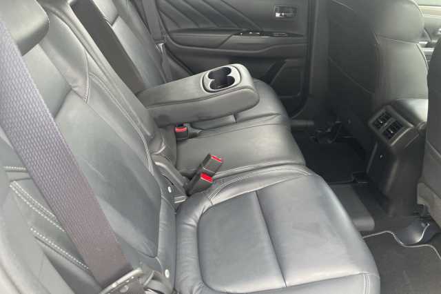 Mitsubishi Outlander 2.4 PHEV Dynamic 5dr Auto 