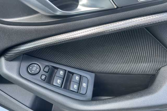 BMW 118 5-door 118i Sport 5dr Step Auto 