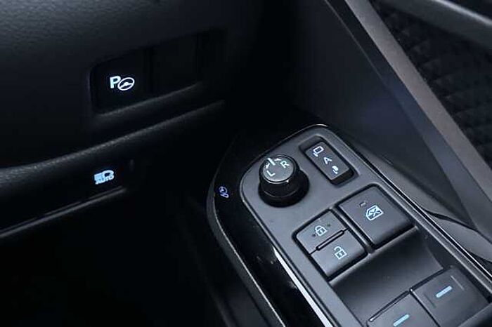 Toyota C-HR 2.0 Hybrid GR Sport 5dr CVT 