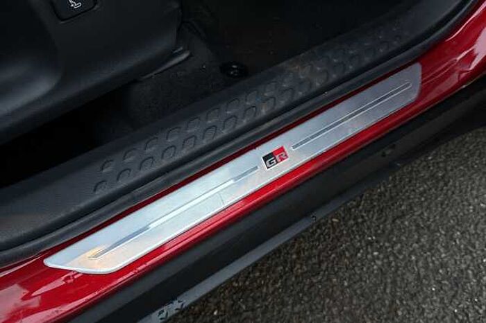 Toyota C-HR 2.0 Hybrid GR Sport 5dr CVT 