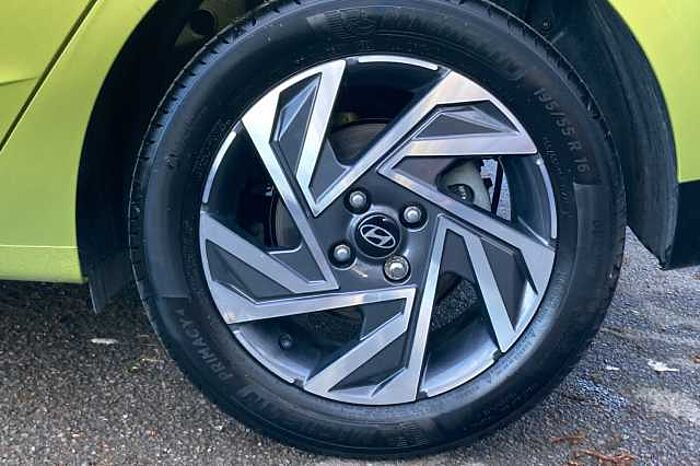 Hyundai i20 1.0T GDi Advance 5dr 