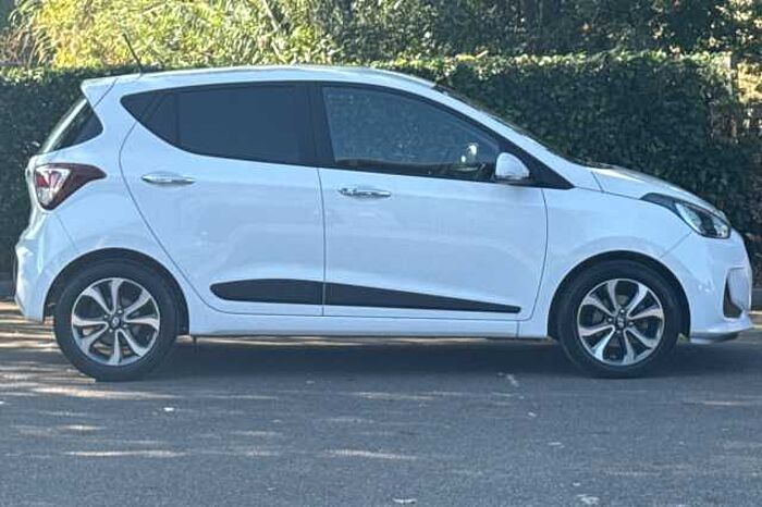 Hyundai i10 1.2 Premium SE 5dr Auto 
