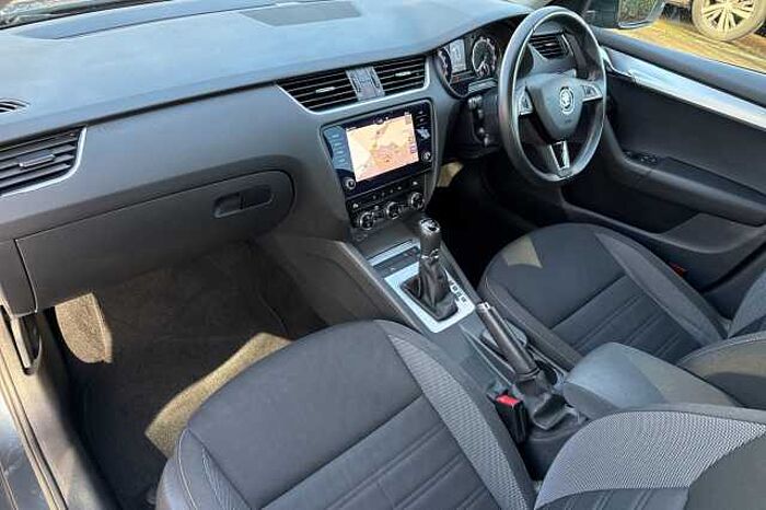 SKODA Octavia 1.6 TDI SE Technology 5dr DSG 