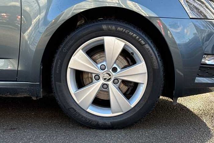 SKODA Octavia 1.6 TDI SE Technology 5dr DSG 
