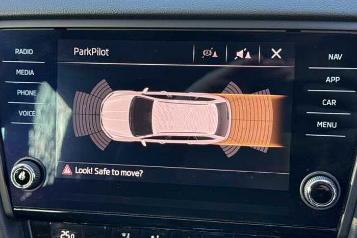 SKODA Octavia 1.6 TDI SE Technology 5dr DSG 