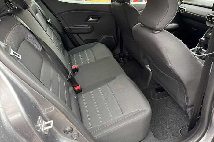 Dacia Sandero Stepway 1.0 TCe Expression 5dr 