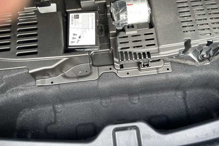 Mercedes-Benz CLA 180 180 AMG Line Premium Plus 4dr Tip Auto 