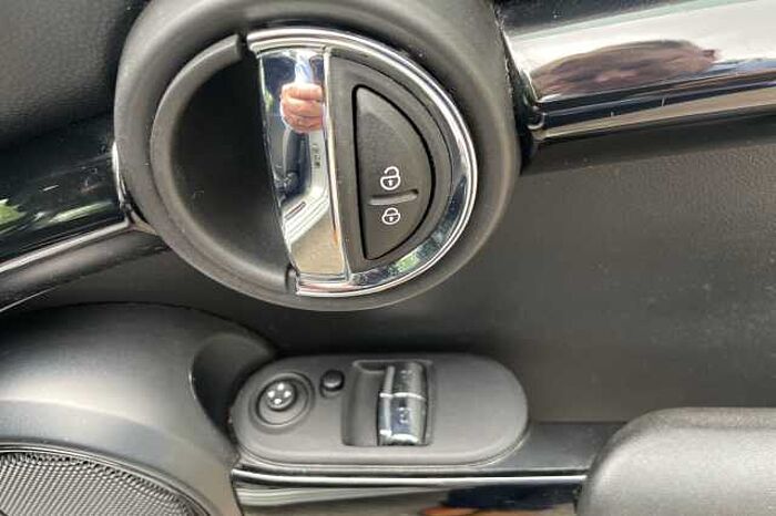 MINI Mini 1.5 Cooper Sport 3dr Auto 