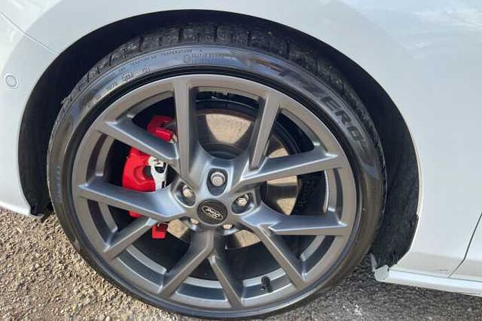 Ford Focus 2.3 EcoBoost ST 5dr Auto 