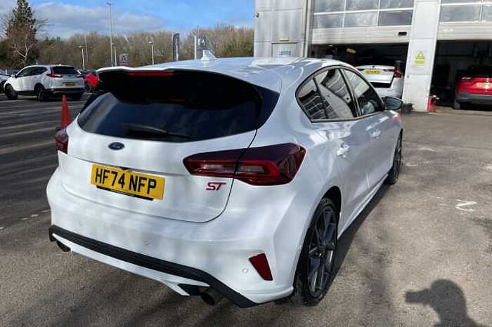 Ford Focus 2.3 EcoBoost ST 5dr Auto 