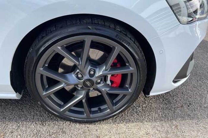 Ford Focus 2.3 EcoBoost ST 5dr Auto 