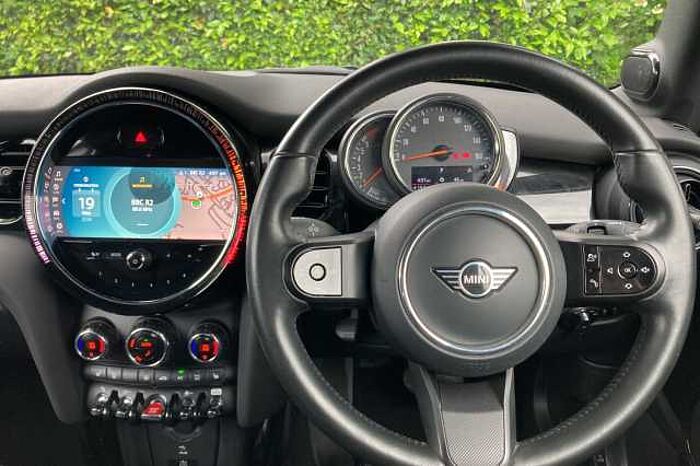 MINI Mini 1.5 Cooper Classic 2dr Auto 