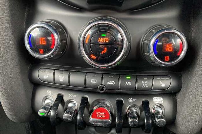 MINI Mini 1.5 Cooper Classic 2dr Auto 