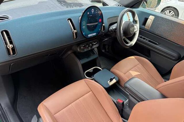 MINI Mini 1.5 C Exclusive 5dr Auto 