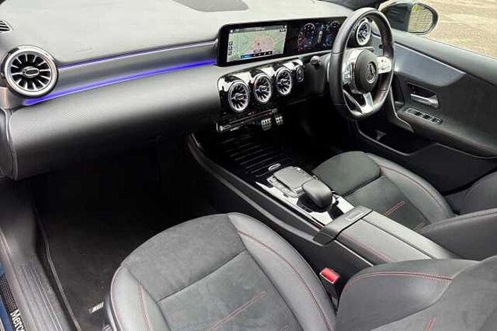 Mercedes-Benz A 180 A180 AMG Line Premium Plus Night Edition 5dr Auto 