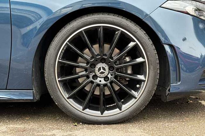 Mercedes-Benz A 180 A180 AMG Line Premium Plus Night Edition 5dr Auto 
