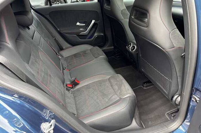 Mercedes-Benz A 180 A180 AMG Line Premium Plus Night Edition 5dr Auto 