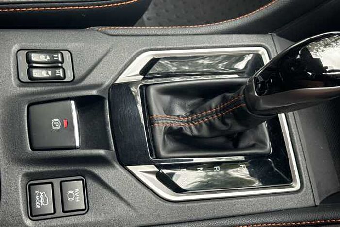 Subaru XV 2.0i e-Boxer SE Premium 5dr Lineartronic 