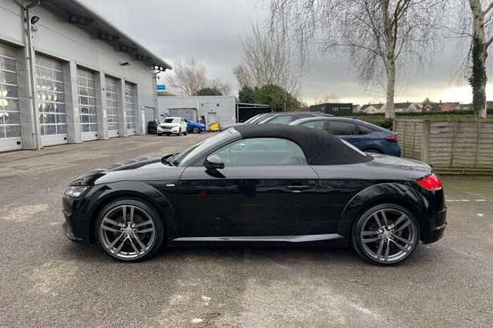 Audi TT Roadster 1.8T FSI S Line 2dr 