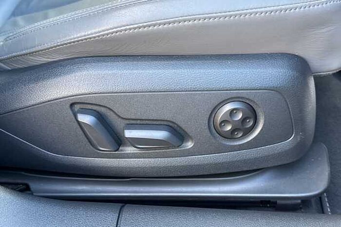 Audi A4 Avant 3.0 TDI 272 Quattro S Line 5dr Tip Tronic 