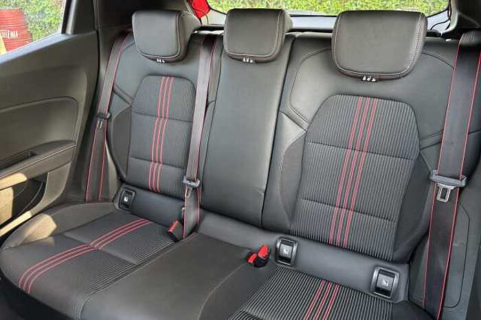 Renault Clio Hatchback 1.0 TCe 100 RS Line 5dr 