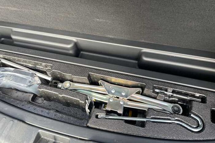 Honda CR-V Hybrid 2.0 i-MMD Hybrid SR 2WD 5dr eCVT 