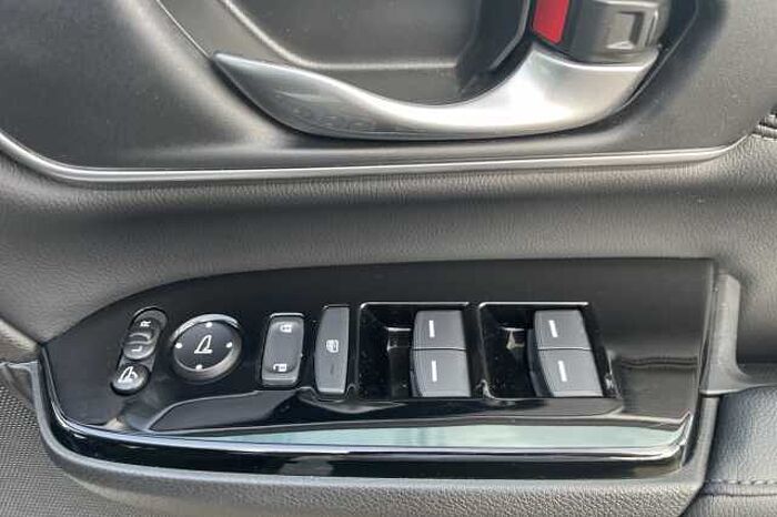 Honda CR-V Hybrid 2.0 i-MMD Hybrid SR 2WD 5dr eCVT 