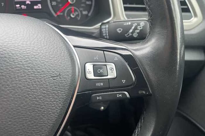 Volkswagen T-Roc 1.0 TSI 110 SE 5dr 