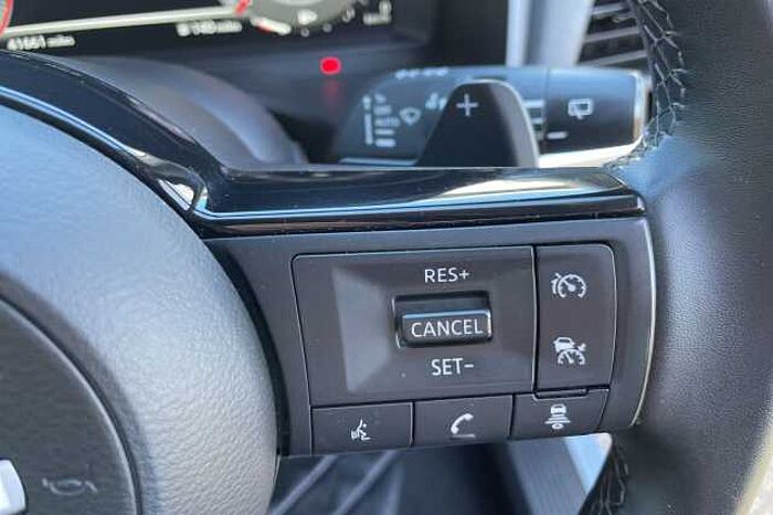 Nissan Qashqai 1.3 DiG-T MH 158 N-Connecta 5dr Xtronic 