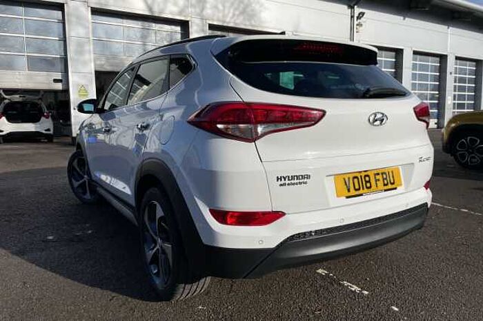 Hyundai TUCSON 1.7 CRDi Blue Drive Premium SE 5dr 2WD DCT 
