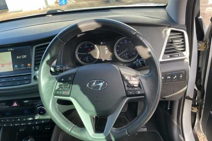 Hyundai TUCSON 1.7 CRDi Blue Drive Premium SE 5dr 2WD DCT 