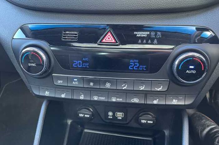 Hyundai TUCSON 1.7 CRDi Blue Drive Premium SE 5dr 2WD DCT 