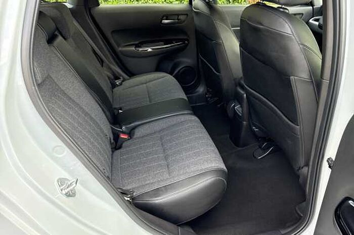 Honda Jazz Hybrid 1.5 i-MMD (109ps) SR eCVT 