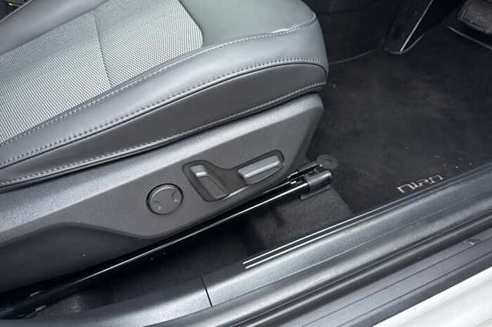Kia Niro 1.6 GDi Hybrid 3 5dr DCT 