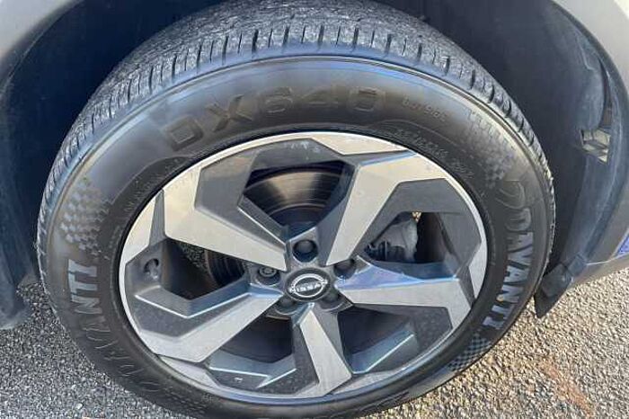 Nissan Qashqai 1.3 DiG-T MH 158 N-Connecta 5dr Xtronic 