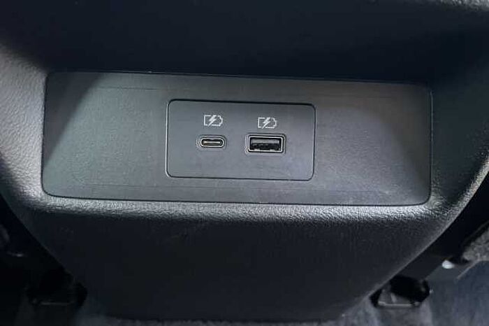 Nissan Qashqai 1.3 DiG-T MH 158 N-Connecta 5dr Xtronic 