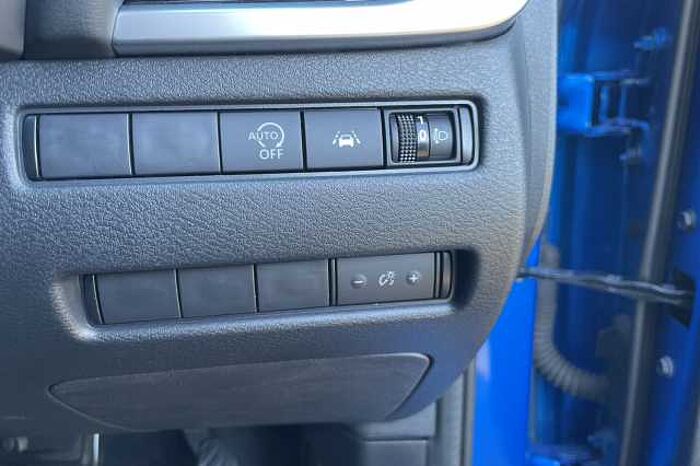 Nissan Qashqai 1.3 DiG-T MH 158 N-Connecta 5dr Xtronic 