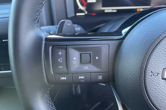 Nissan Qashqai 1.3 DiG-T MH 158 N-Connecta 5dr Xtronic 