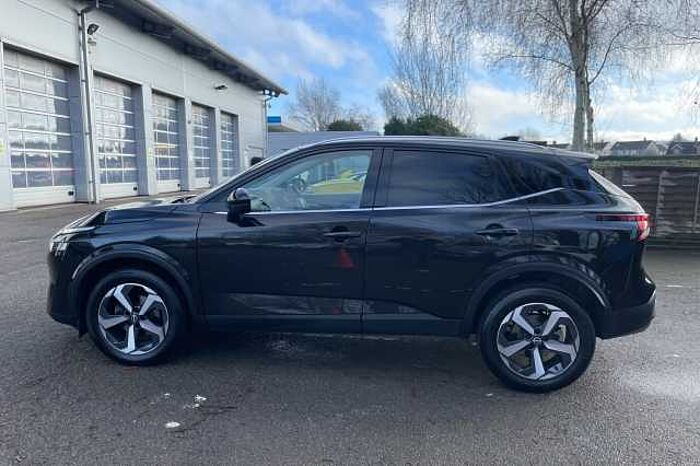 Nissan Qashqai 1.3 DiG-T MH 158 N-Connecta 5dr Xtronic 