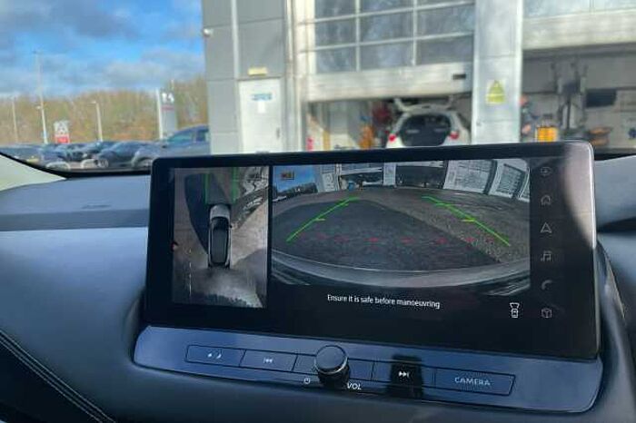 Nissan Qashqai 1.3 DiG-T MH 158 N-Connecta 5dr Xtronic 