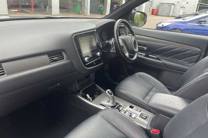 Mitsubishi Outlander 2.4 PHEV Dynamic 5dr Auto 