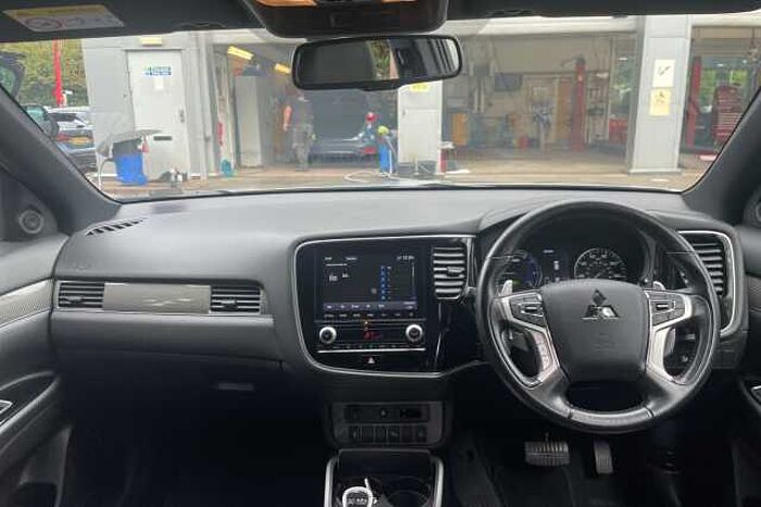 Mitsubishi Outlander 2.4 PHEV Dynamic 5dr Auto 