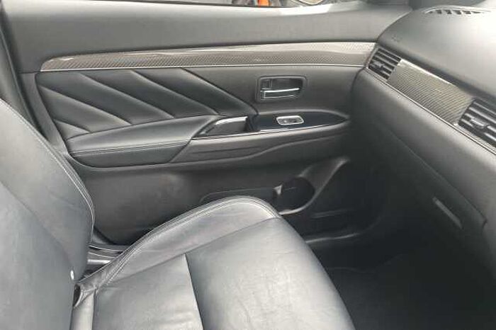 Mitsubishi Outlander 2.4 PHEV Dynamic 5dr Auto 