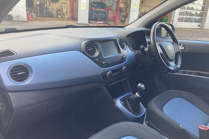 Hyundai i10 1.2 Premium SE 5dr 