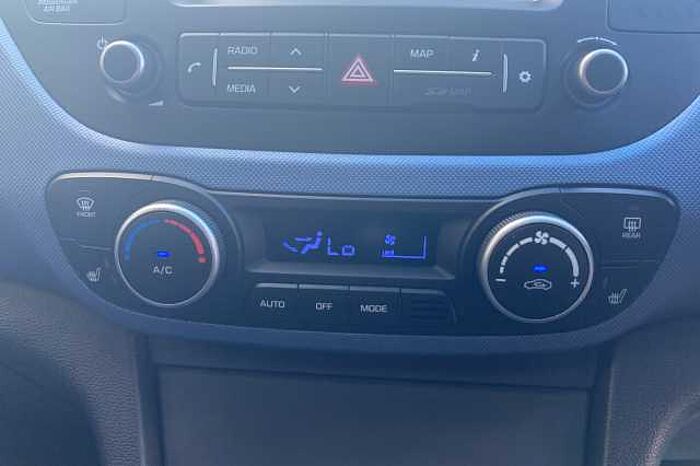 Hyundai i10 1.2 Premium SE 5dr 